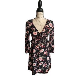 American Eagle Outfitters 3/4 Sleeve Floral Dress Size Small